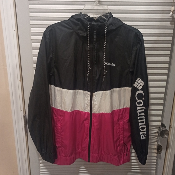 Women's Columbia Sandy Sail Hood Windbreaker Jacket. Size medium - Picture 2 of 12